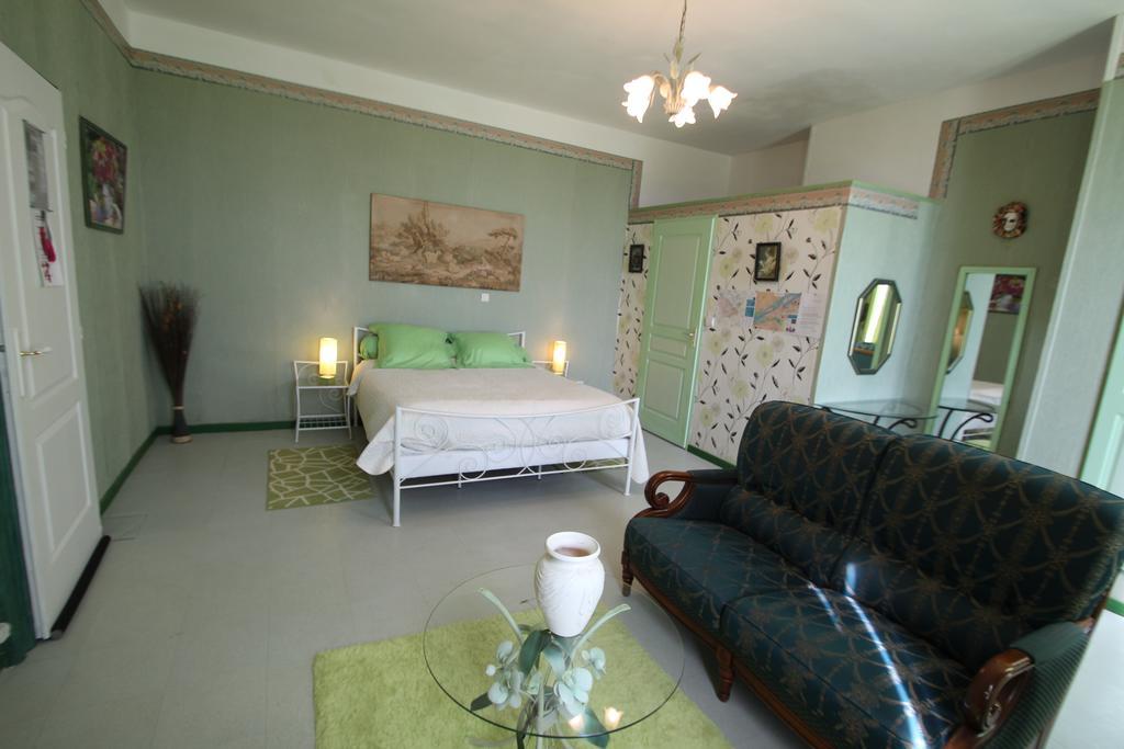 Vaudelnay Domaine Des Roses Bed & Breakfast 部屋 写真