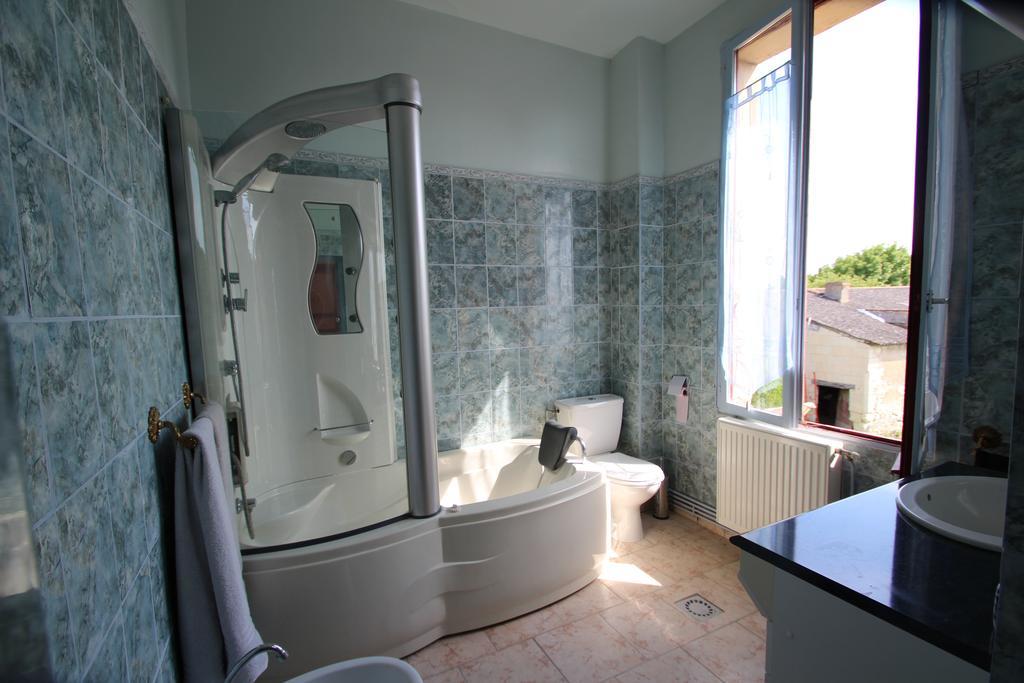 Vaudelnay Domaine Des Roses Bed & Breakfast 部屋 写真